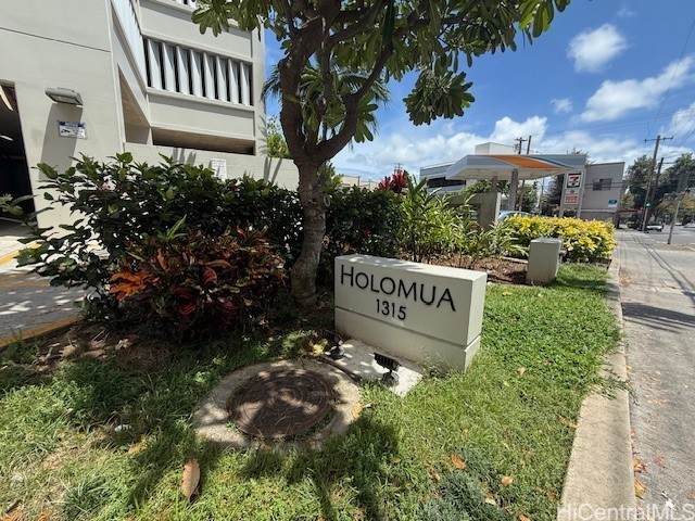 1315 Kalakaua Avenue - Photo 1