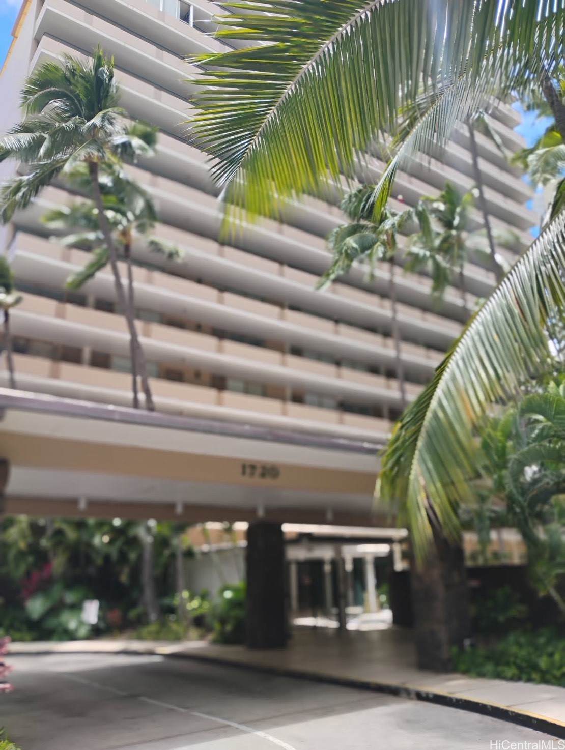 1720 Ala Moana Boulevard - Photo 1