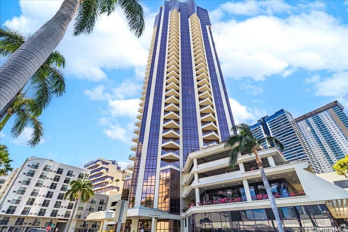 725 Kapiolani Boulevard - Photo 1