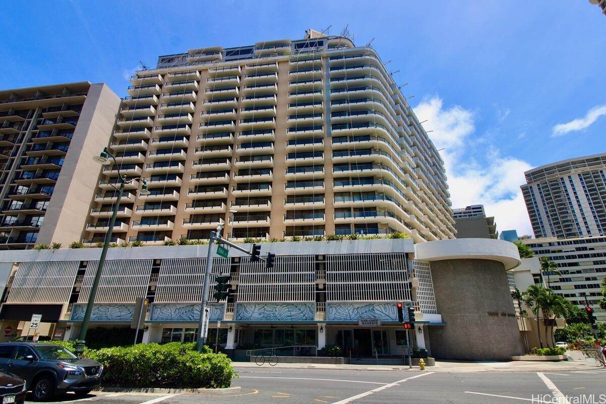 1860 Ala Moana Boulevard - Photo 1