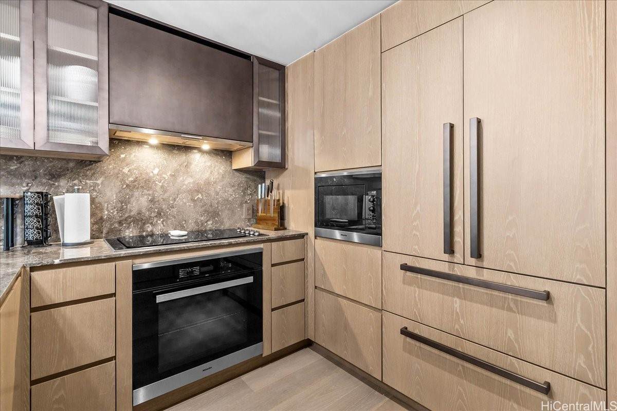 1000 Auahi Street - Photo 1