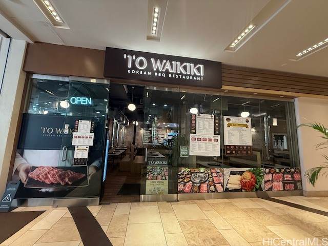 2250 Kalakaua Avenue - Photo 1