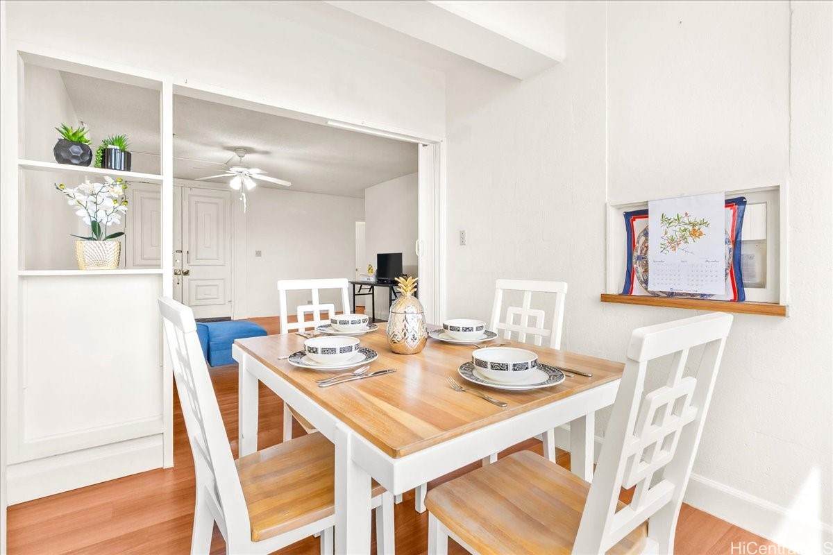 1314 Victoria Street - Photo 1