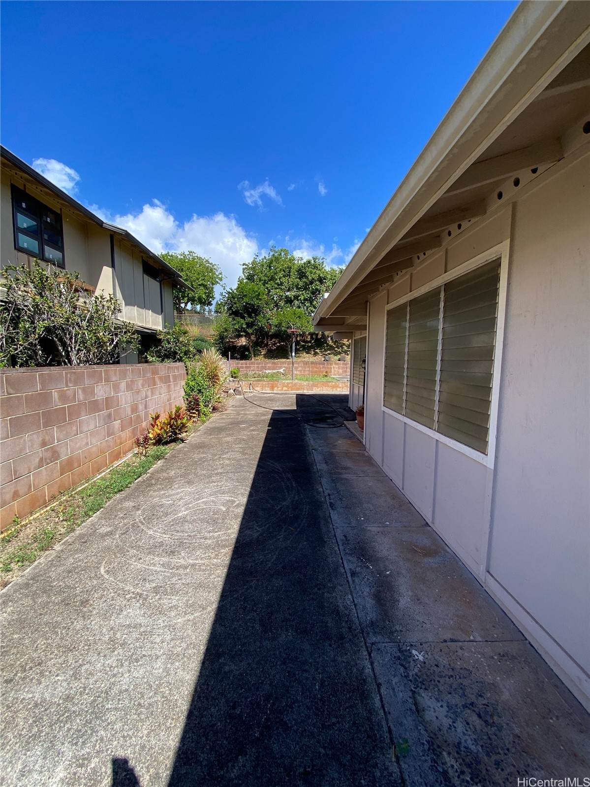https://bt-photos.global.ssl.fastly.net/honolulu/orig_boomver_1_202525446-2.jpg
