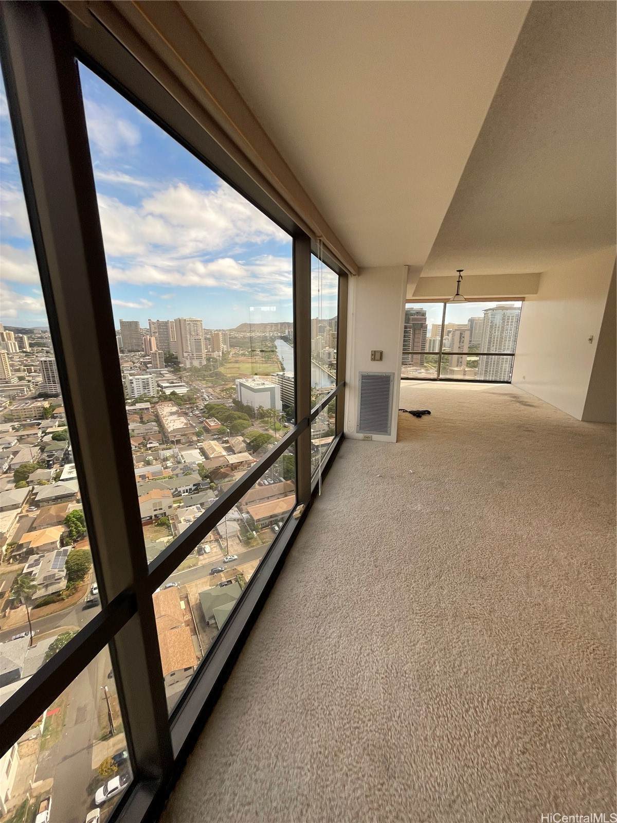 https://bt-photos.global.ssl.fastly.net/honolulu/orig_boomver_1_202527673-2.jpg