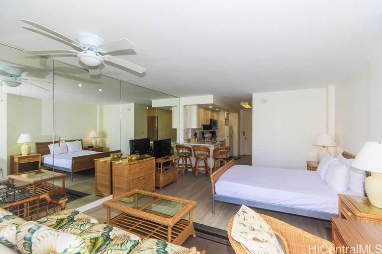 https://bt-photos.global.ssl.fastly.net/honolulu/orig_boomver_1_202528040-2.jpg