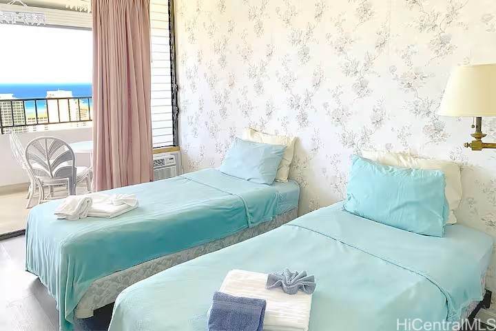 https://bt-photos.global.ssl.fastly.net/honolulu/orig_boomver_1_202601793-2.jpg