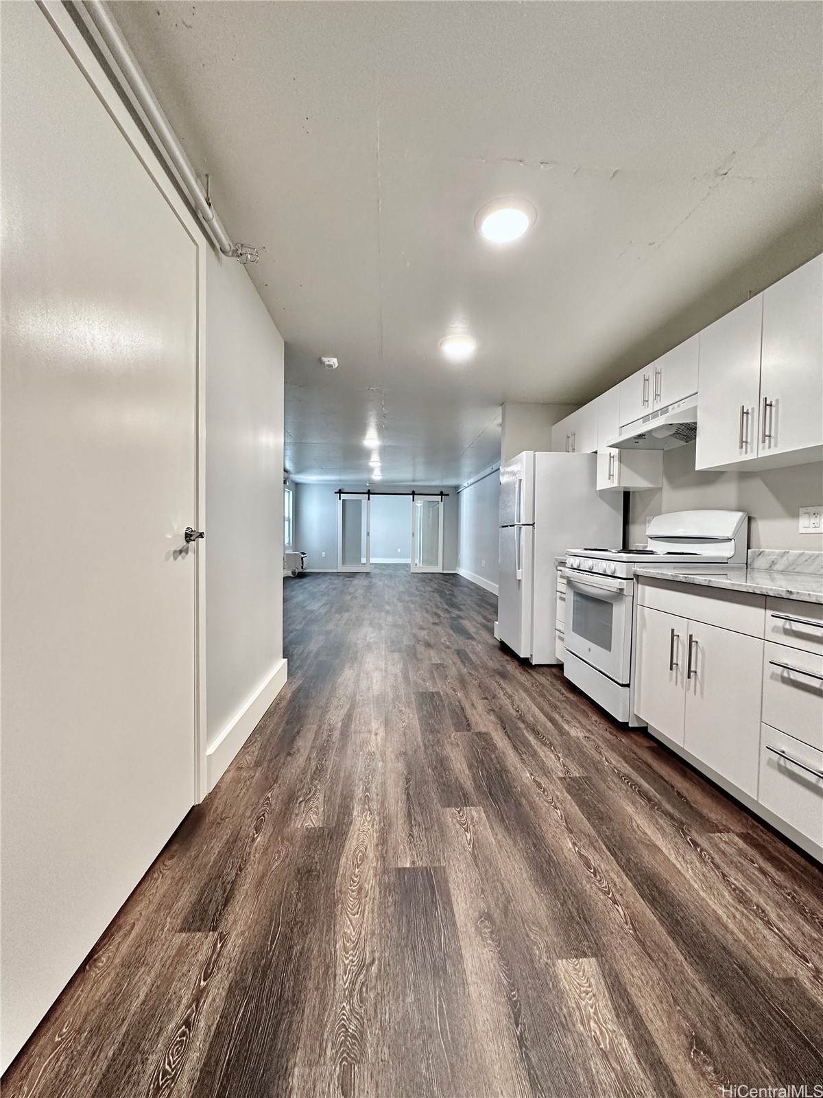 803 Waimanu Street - Photo 1