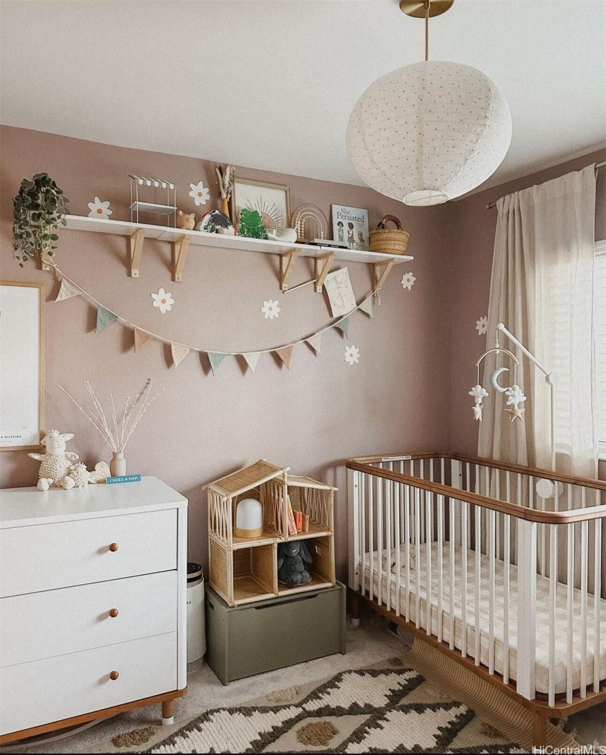 https://bt-photos.global.ssl.fastly.net/honolulu/orig_boomver_1_202604824-2.jpg