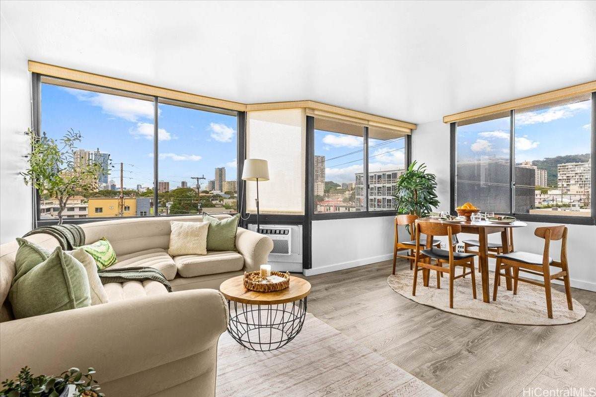 1820 Waiola Street - Photo 1