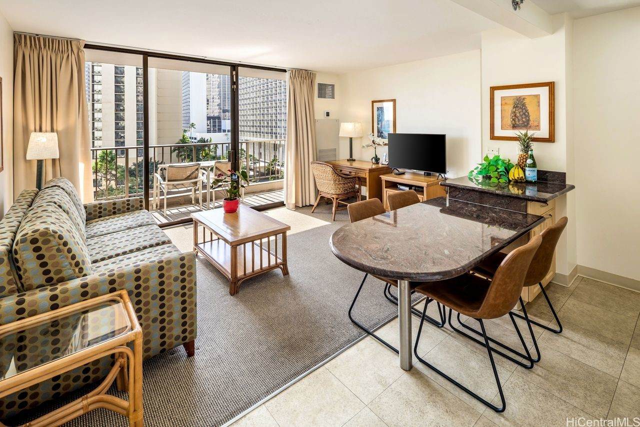 229 Paoakalani Avenue - Photo 1