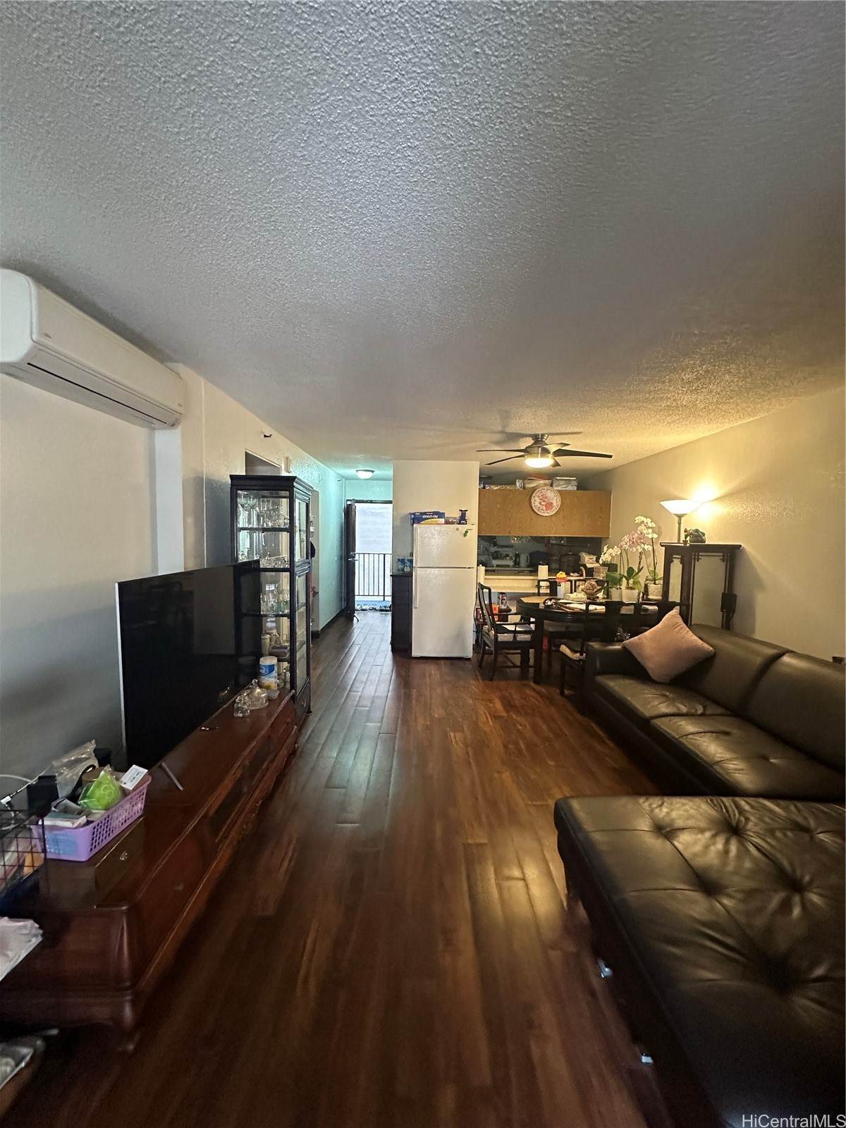 https://bt-photos.global.ssl.fastly.net/honolulu/orig_boomver_1_202605571-2.jpg