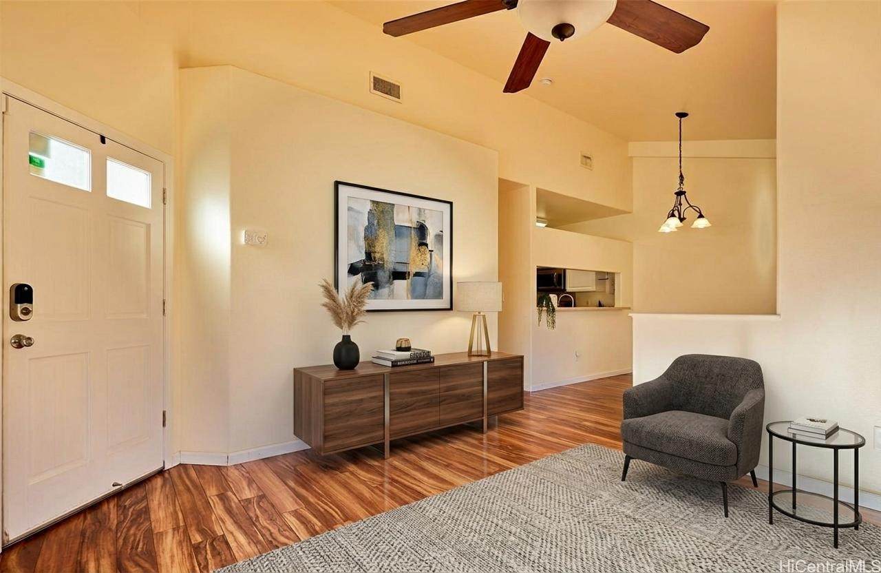 https://bt-photos.global.ssl.fastly.net/honolulu/1280_boomver_1_202605705-2.jpg
