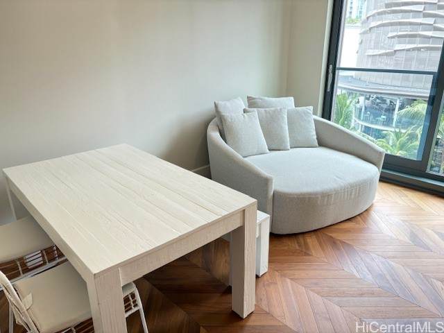 https://bt-photos.global.ssl.fastly.net/honolulu/orig_boomver_1_202606910-5.jpg