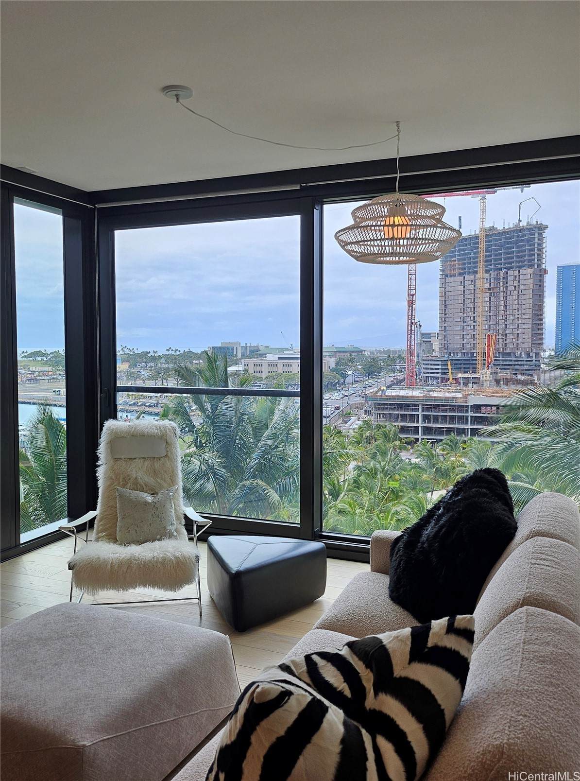 https://bt-photos.global.ssl.fastly.net/honolulu/1280_boomver_1_202606977-2.jpg