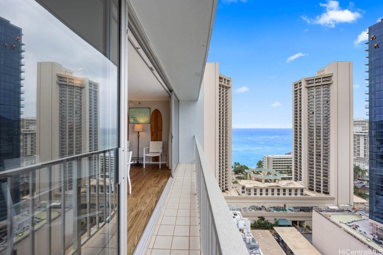 https://bt-photos.global.ssl.fastly.net/honolulu/orig_boomver_1_202606985-2.jpg