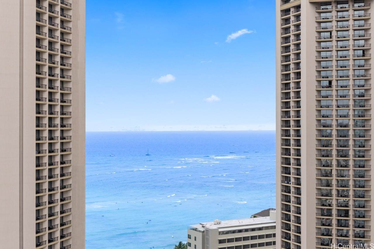https://bt-photos.global.ssl.fastly.net/honolulu/orig_boomver_1_202606985-2.jpg
