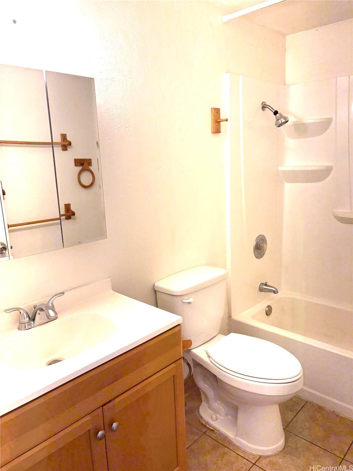 https://bt-photos.global.ssl.fastly.net/honolulu/orig_boomver_1_202607003-2.jpg
