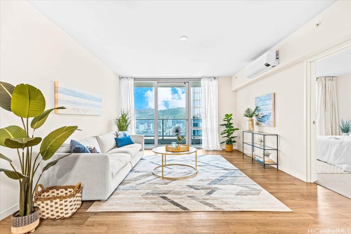 1391 Kapiolani Boulevard - Photo 1
