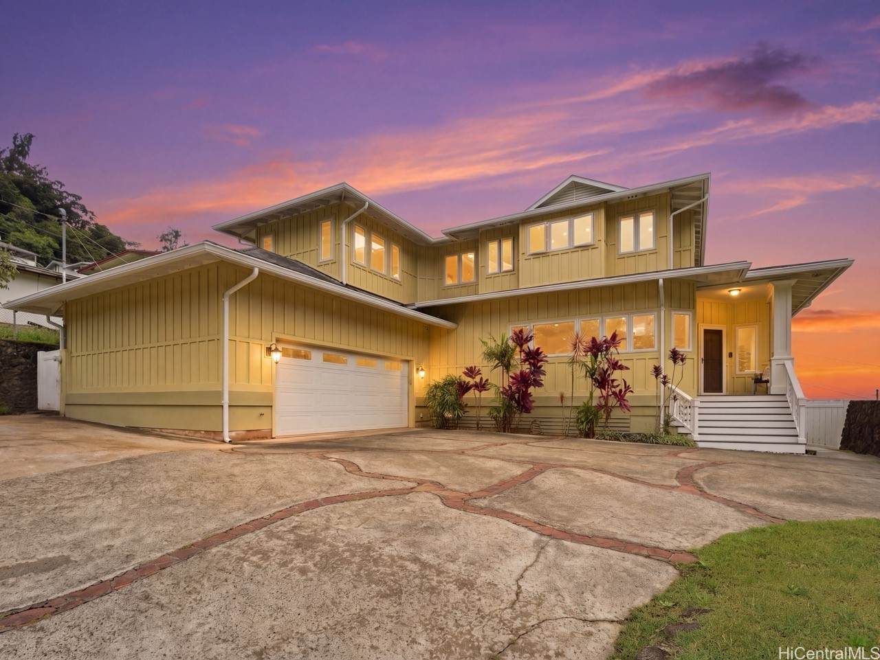 https://bt-photos.global.ssl.fastly.net/honolulu/orig_boomver_1_202607635-2.jpg