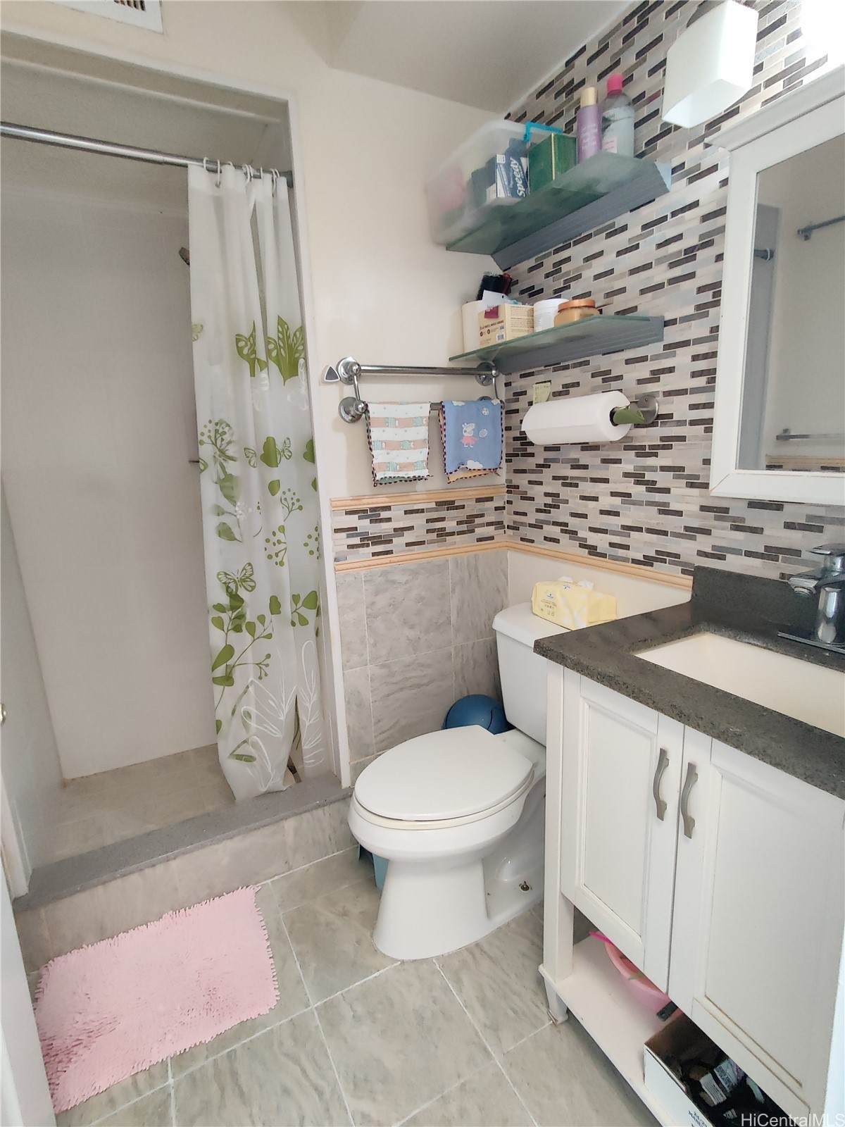 https://bt-photos.global.ssl.fastly.net/honolulu/1280_boomver_1_202608269-2.jpg