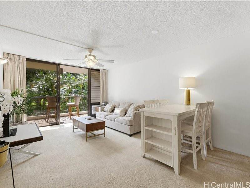 3138 Waialae Avenue - Photo 1