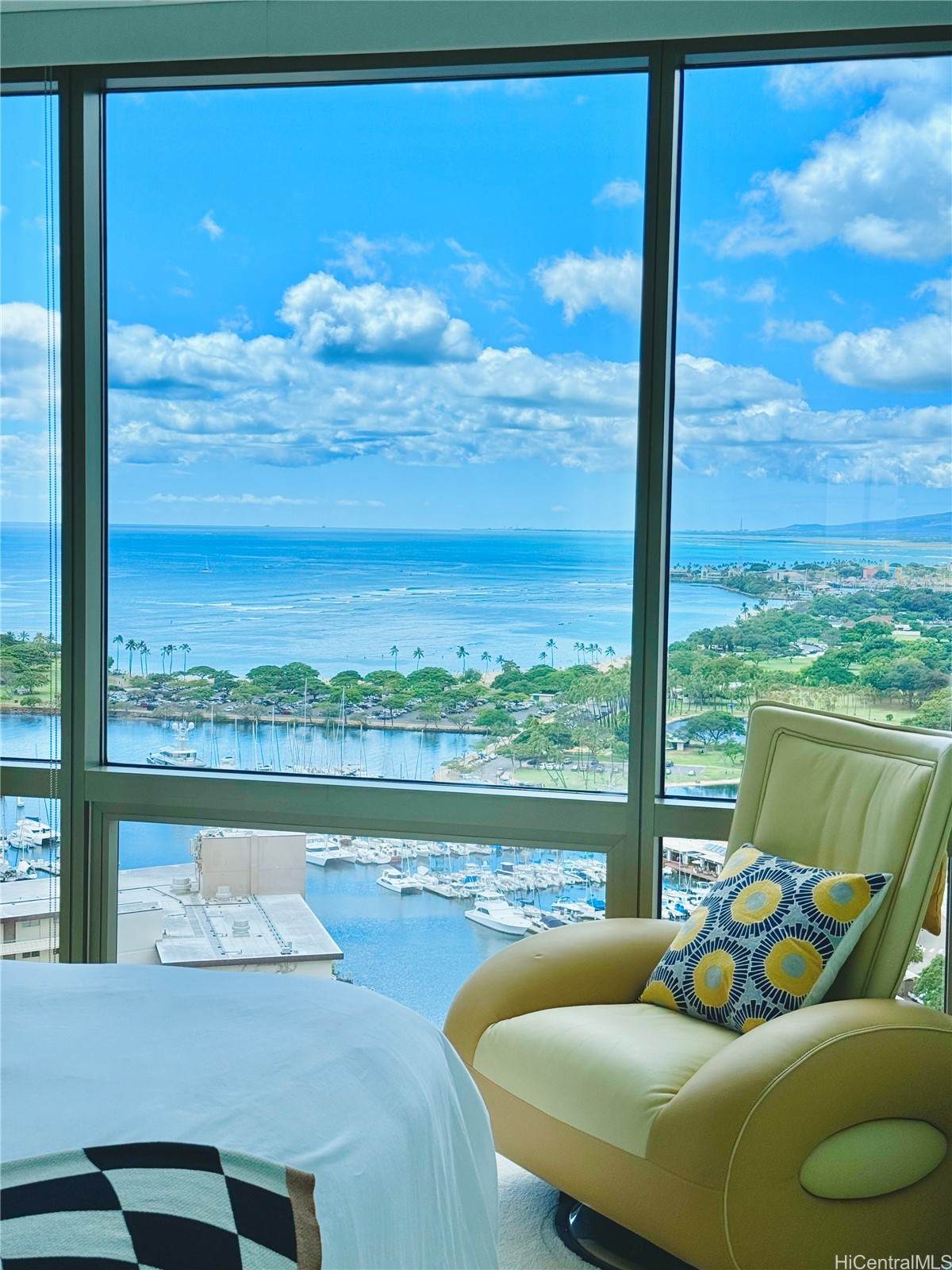 https://bt-photos.global.ssl.fastly.net/honolulu/orig_boomver_1_202609134-2.jpg