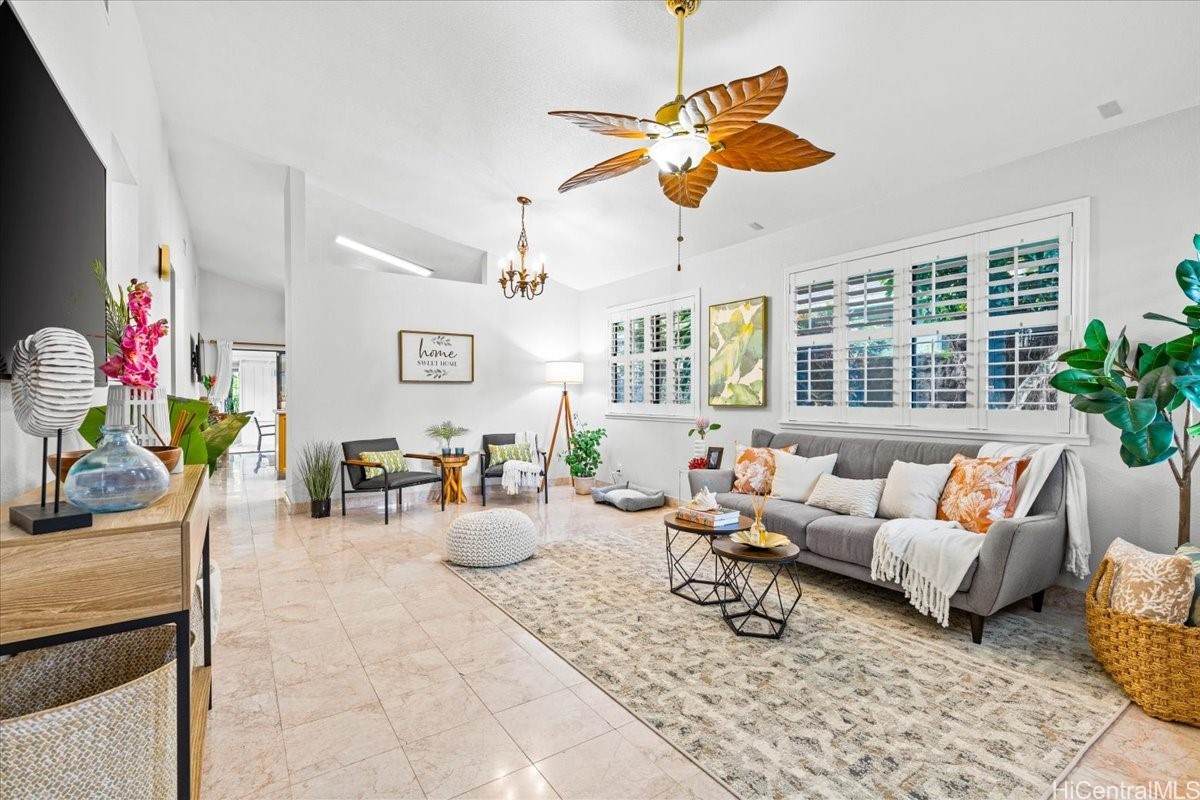 https://bt-photos.global.ssl.fastly.net/honolulu/orig_boomver_1_202609374-2.jpg