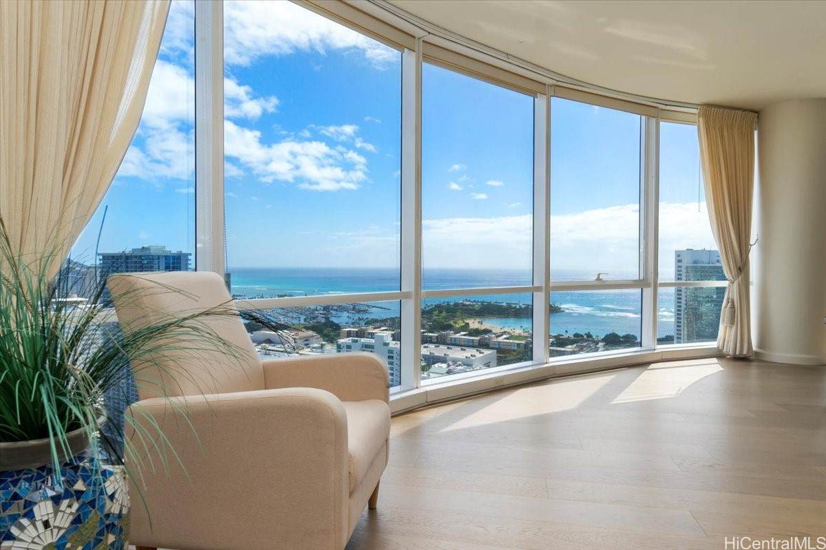 https://bt-photos.global.ssl.fastly.net/honolulu/orig_boomver_1_202609687-2.jpg
