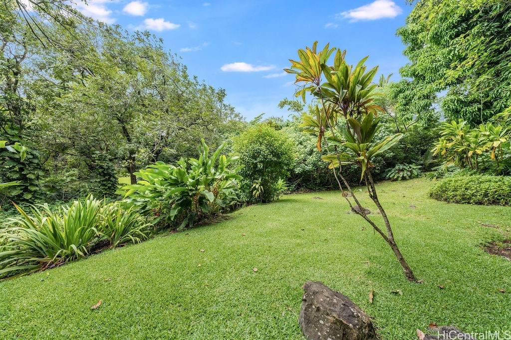 https://bt-photos.global.ssl.fastly.net/honolulu/orig_boomver_1_202609851-2.jpg