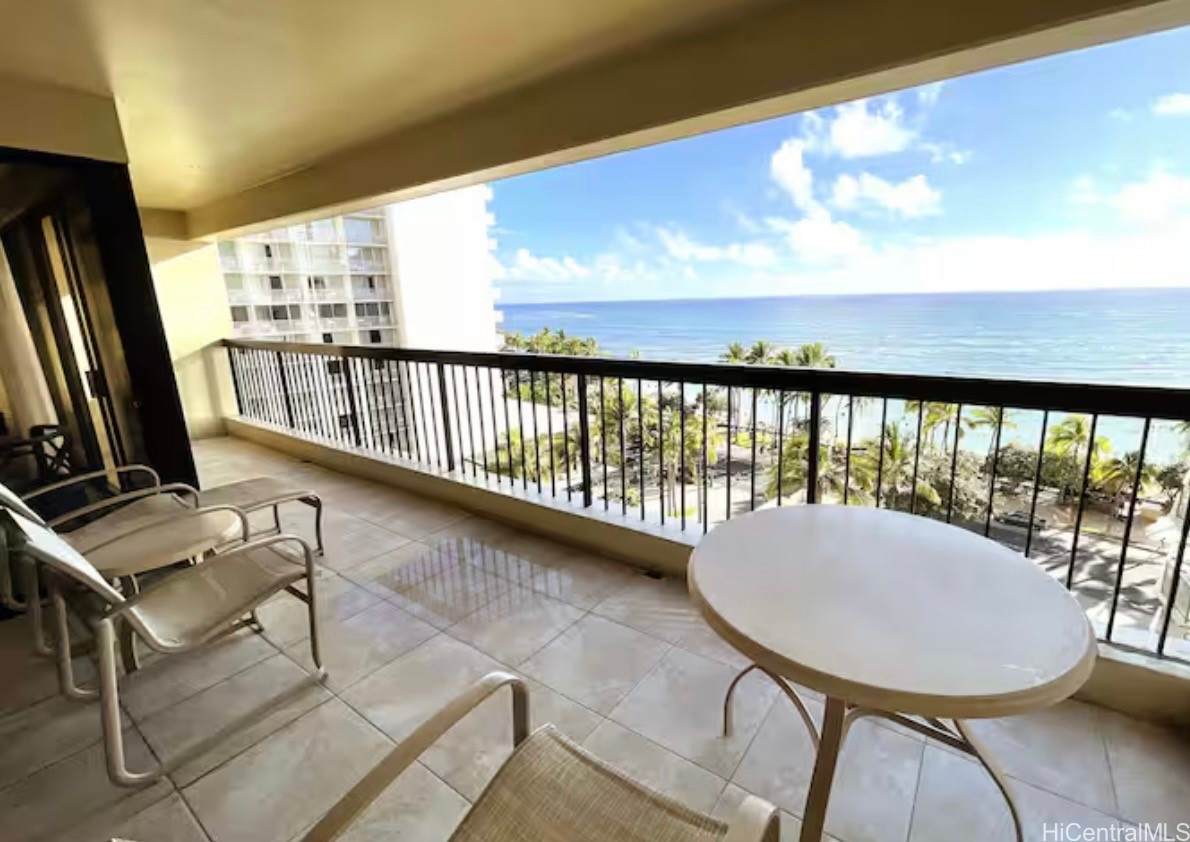 2470 Kalakaua Avenue - Photo 1