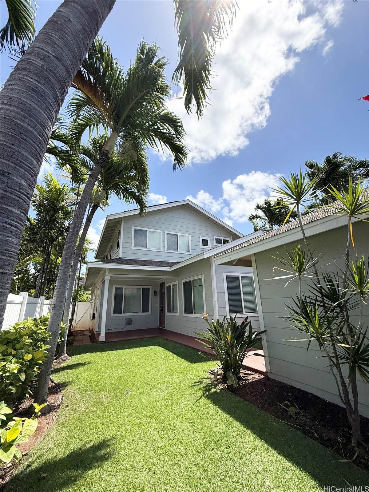 https://bt-photos.global.ssl.fastly.net/honolulu/orig_boomver_1_202610508-2.jpg