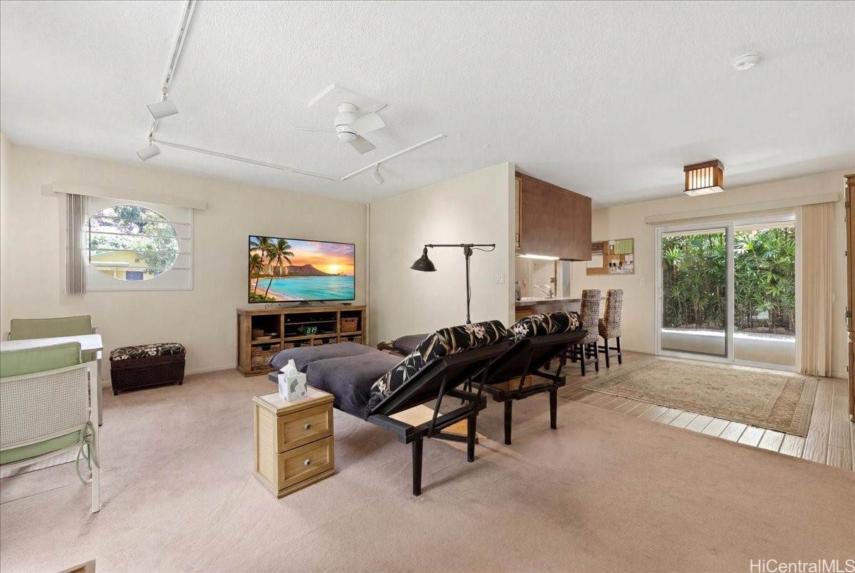 https://bt-photos.global.ssl.fastly.net/honolulu/orig_boomver_1_202611008-2.jpg