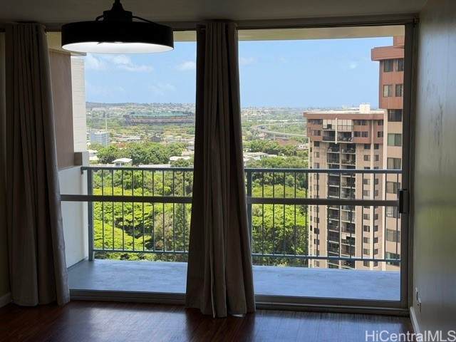 https://bt-photos.global.ssl.fastly.net/honolulu/orig_boomver_1_202611396-2.jpg
