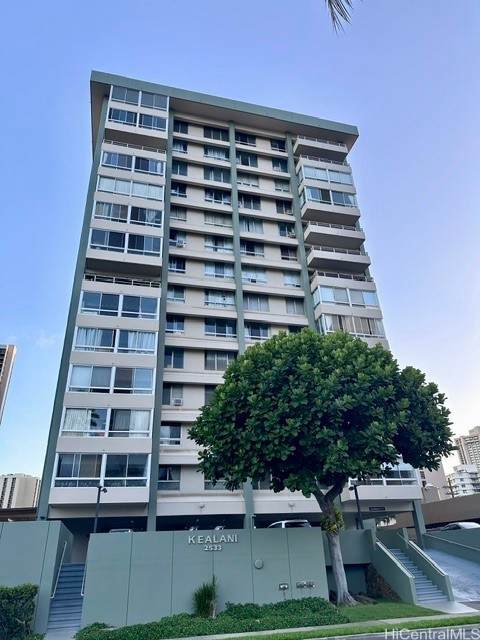 2533 Ala Wai Boulevard - Photo 1