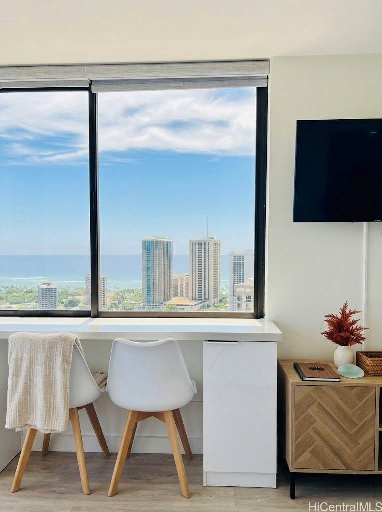 https://bt-photos.global.ssl.fastly.net/honolulu/1280_boomver_1_202611526-2.jpg
