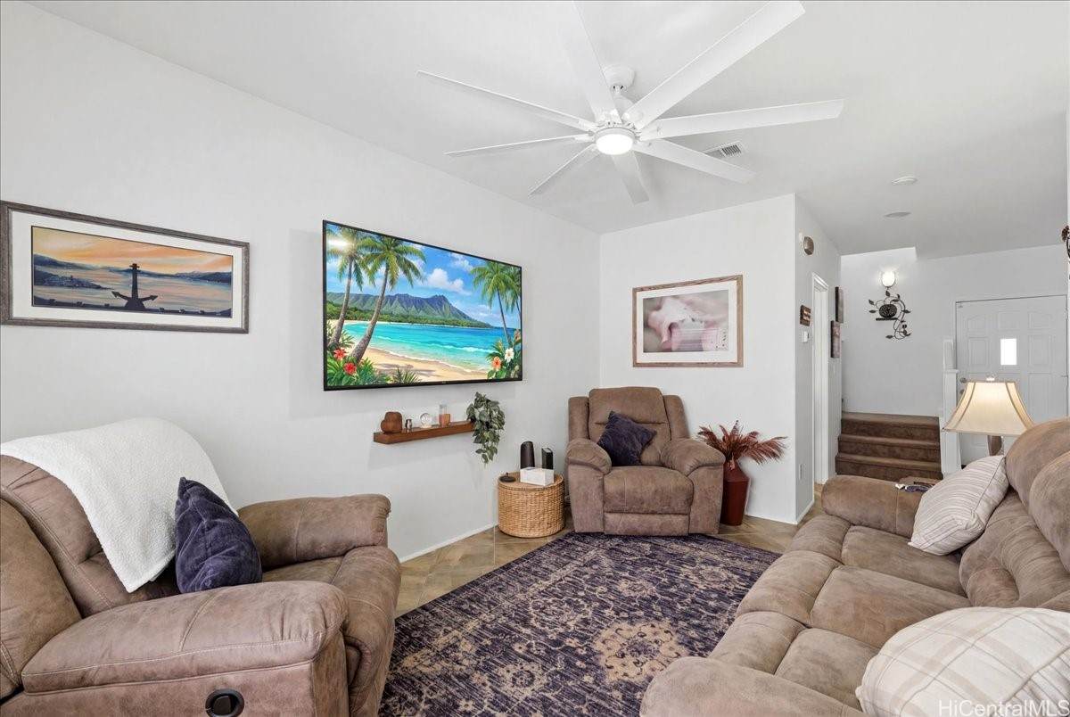 https://bt-photos.global.ssl.fastly.net/honolulu/orig_boomver_1_202611589-2.jpg