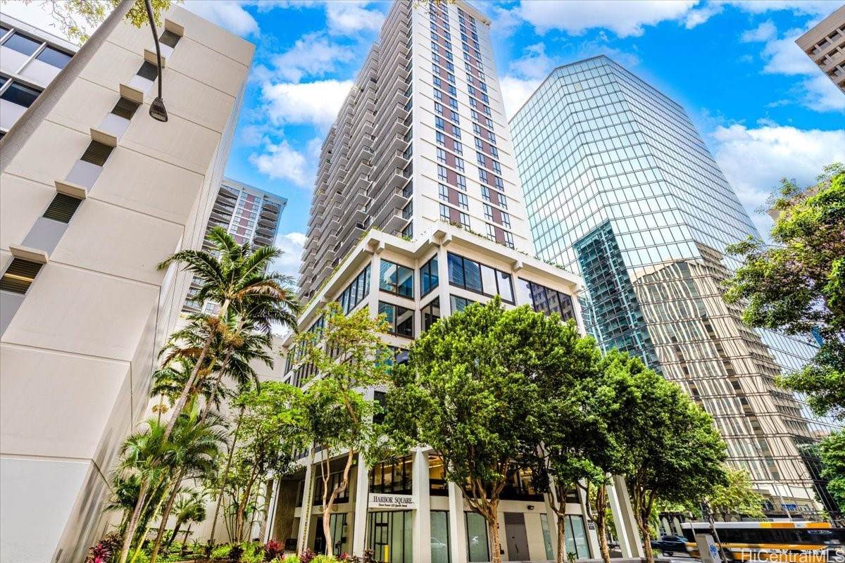 225 Queen Street - Photo 1