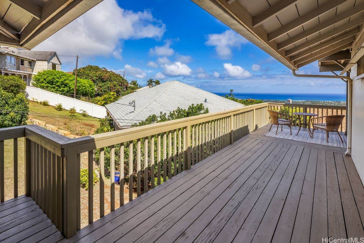 https://bt-photos.global.ssl.fastly.net/honolulu/orig_boomver_1_202612198-2.jpg