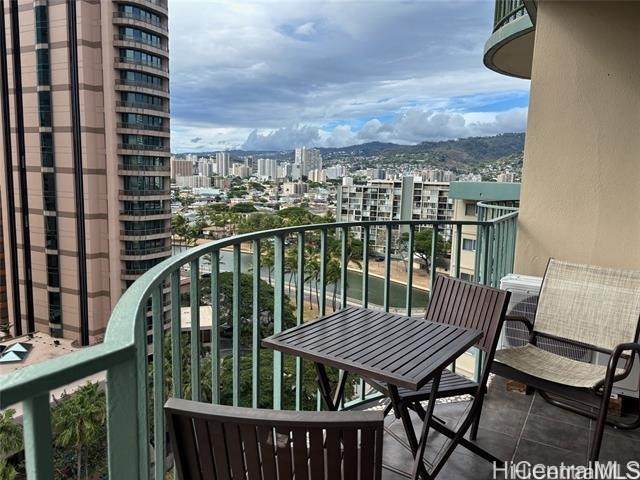 https://bt-photos.global.ssl.fastly.net/honolulu/orig_boomver_2_202612497-2.jpg