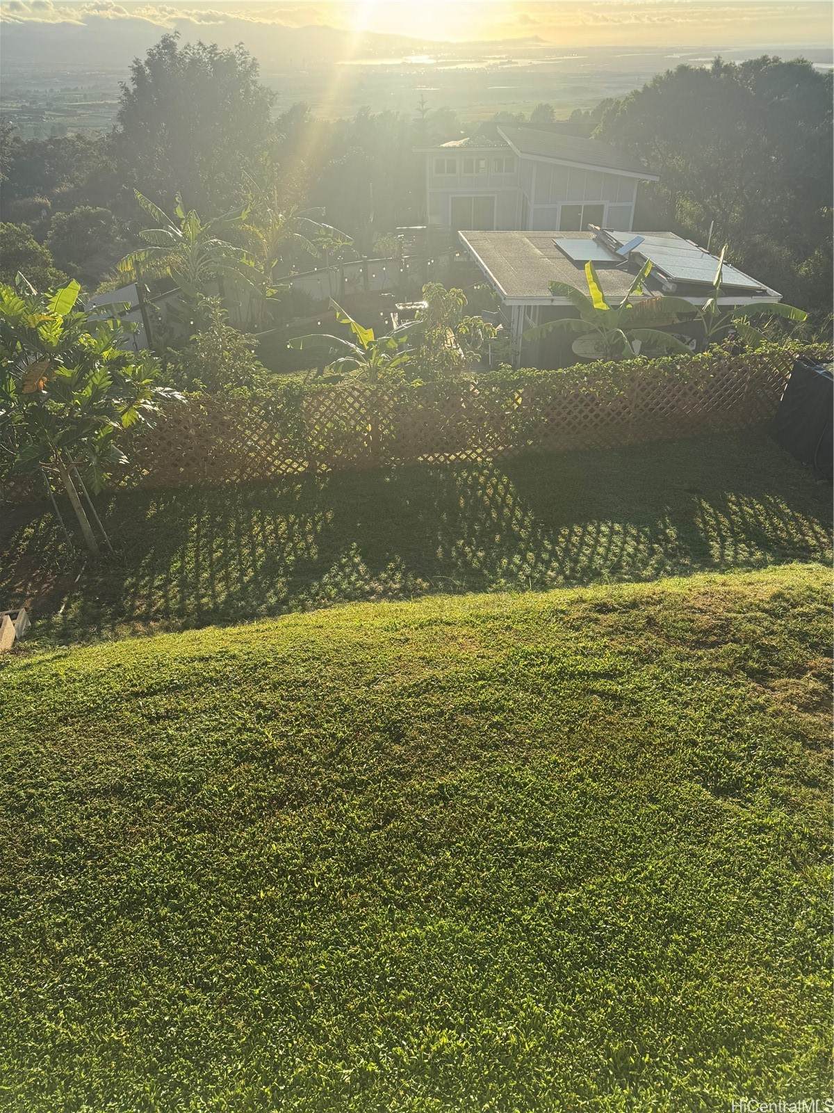 https://bt-photos.global.ssl.fastly.net/honolulu/orig_boomver_1_202612554-2.jpg