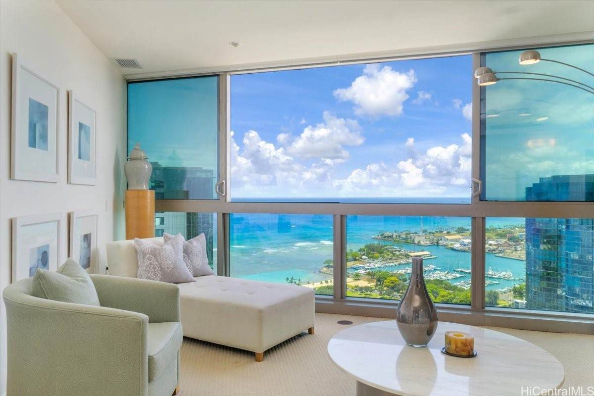 https://bt-photos.global.ssl.fastly.net/honolulu/orig_boomver_1_202612657-2.jpg