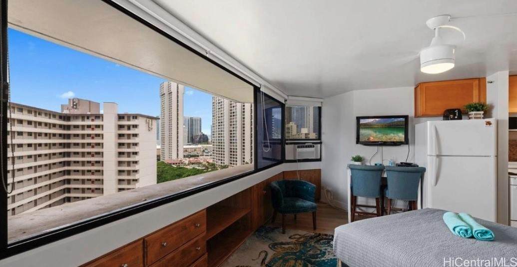 https://bt-photos.global.ssl.fastly.net/honolulu/orig_boomver_1_202613825-2.jpg