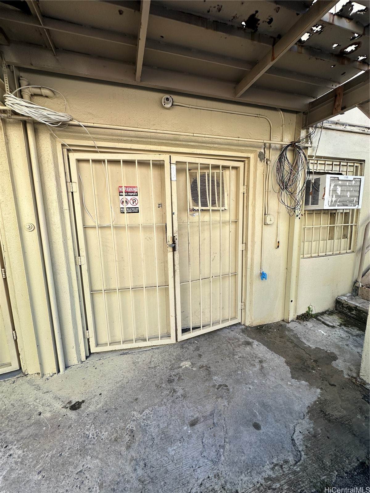 1325 School Street - Photo 1
