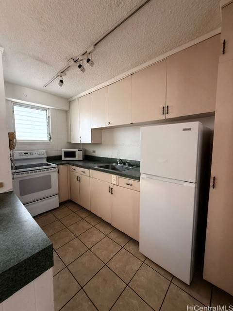https://bt-photos.global.ssl.fastly.net/honolulu/1280_boomver_1_202615628-2.jpg