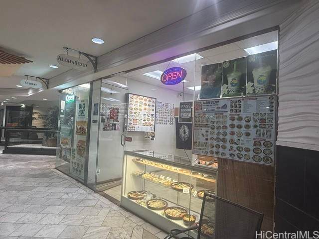 https://bt-photos.global.ssl.fastly.net/honolulu/orig_boomver_1_202616343-2.jpg