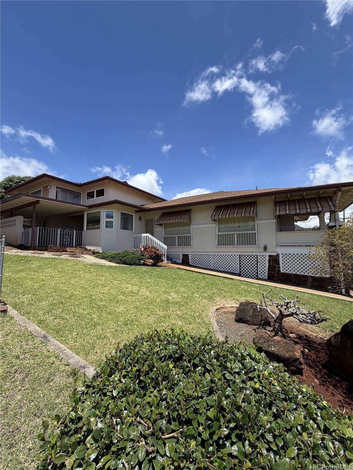 2020 Kula Street - Photo 1