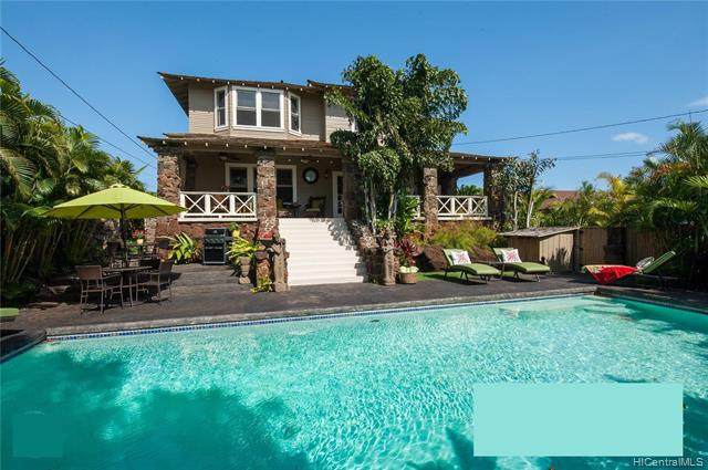 927 10th Avenue - Photo 1