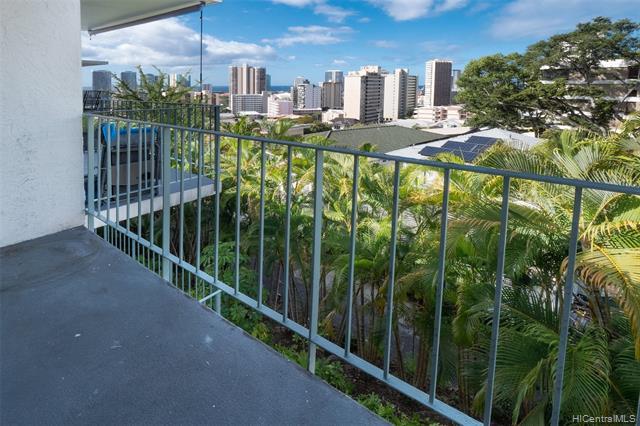 1019 Maunaihi Place - Photo 1