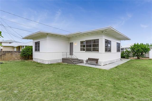 626 Oneawa Street - Photo 1
